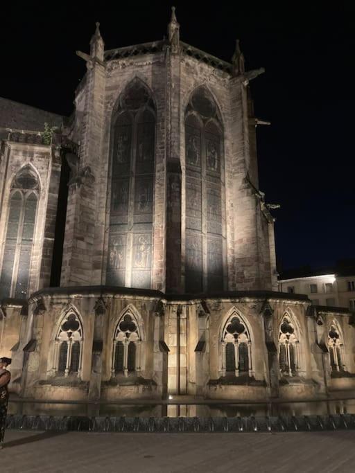 Superbe Appartement A Une Minute A Pied De La Gare Épinal Exterior foto