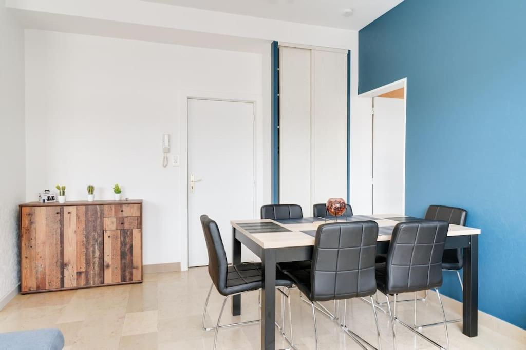 Superbe Appartement A Une Minute A Pied De La Gare Épinal Exterior foto